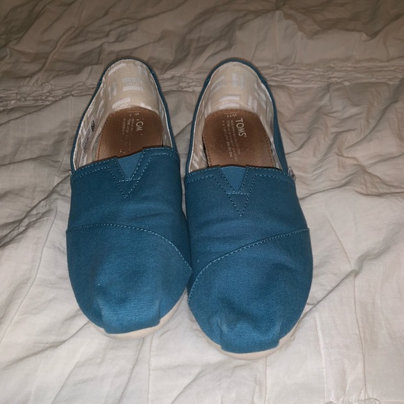 Toms Shoes - Turquoise Slip-On Toms